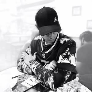 Meet your Posher, Efren